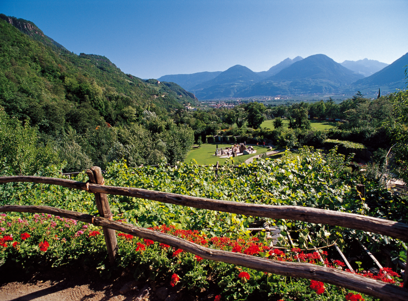 Landscapes of South Tyrol Natural and cultivated landscapes